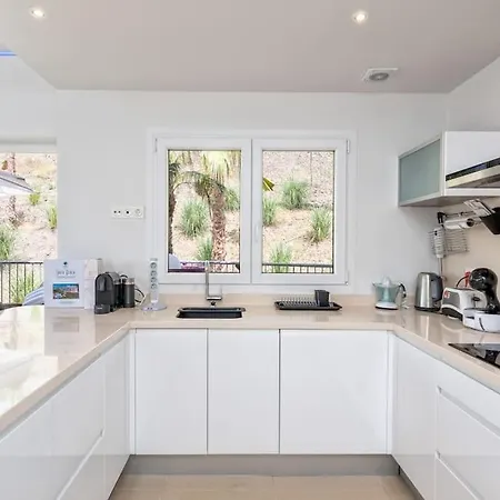 Seaview Luxury 2 Bedrooms In Reserva Del Higueron